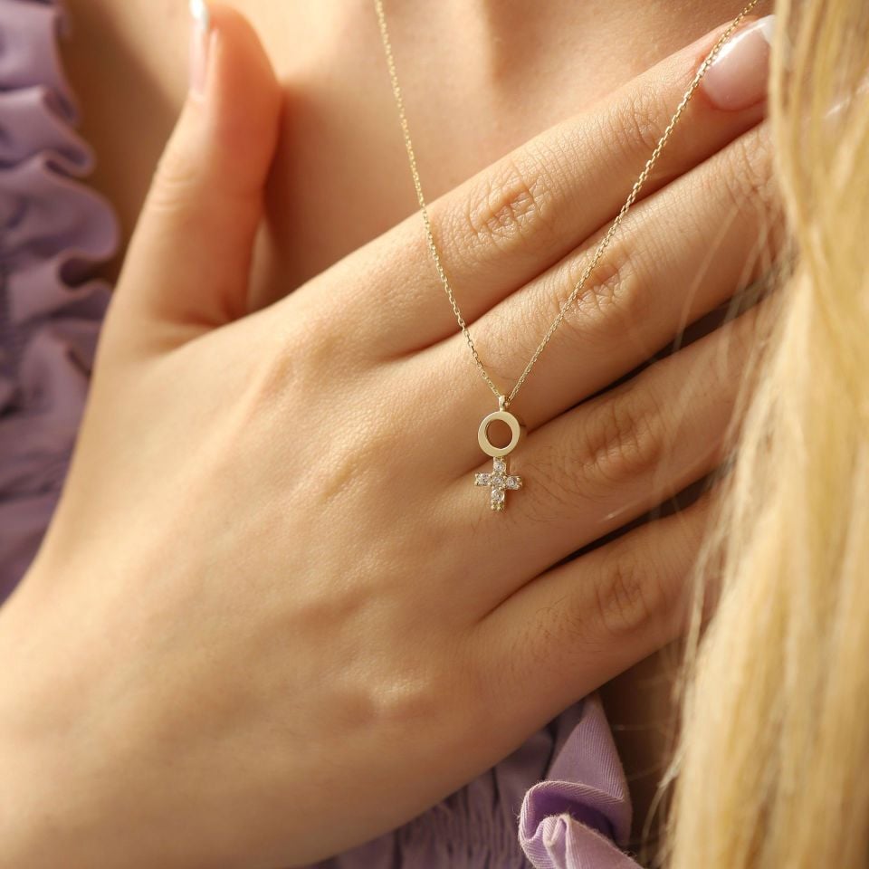 Prenses Pırlanta-14 Ayar Taşlı Kadın Simgesi Altın Kolye Modeli ''45 cm''