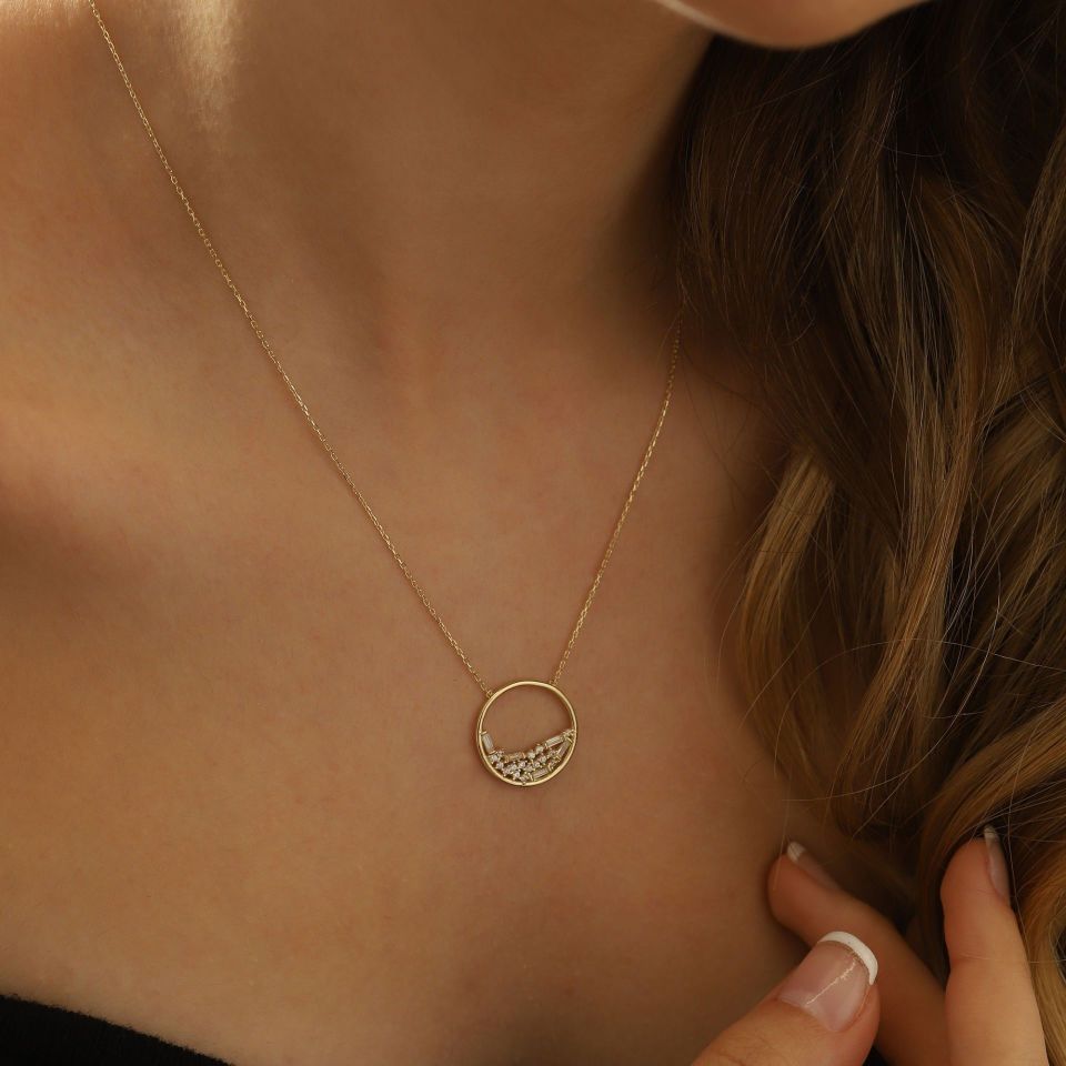 Prenses Pırlanta-14 Ayar Altın Baget Taşlı Çember Halka Altın Kolye Modeli ''45 cm''