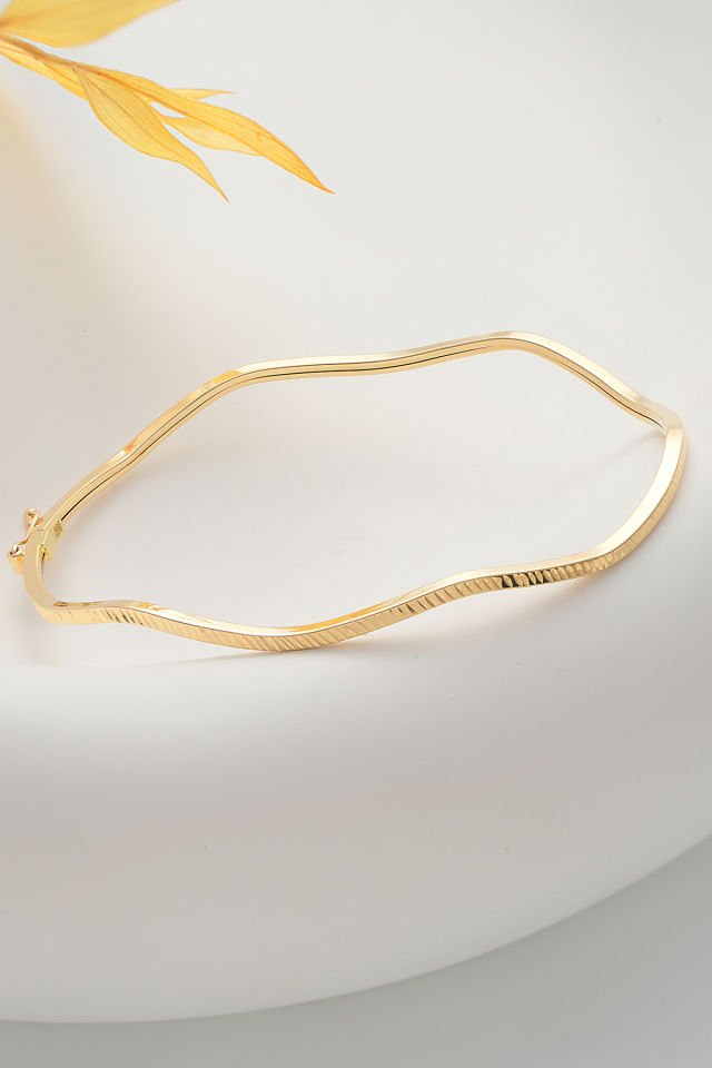 PRENSES PIRLANTA 14 Ayar Altın Esli Model Kalemli Kelepçe Bilezik