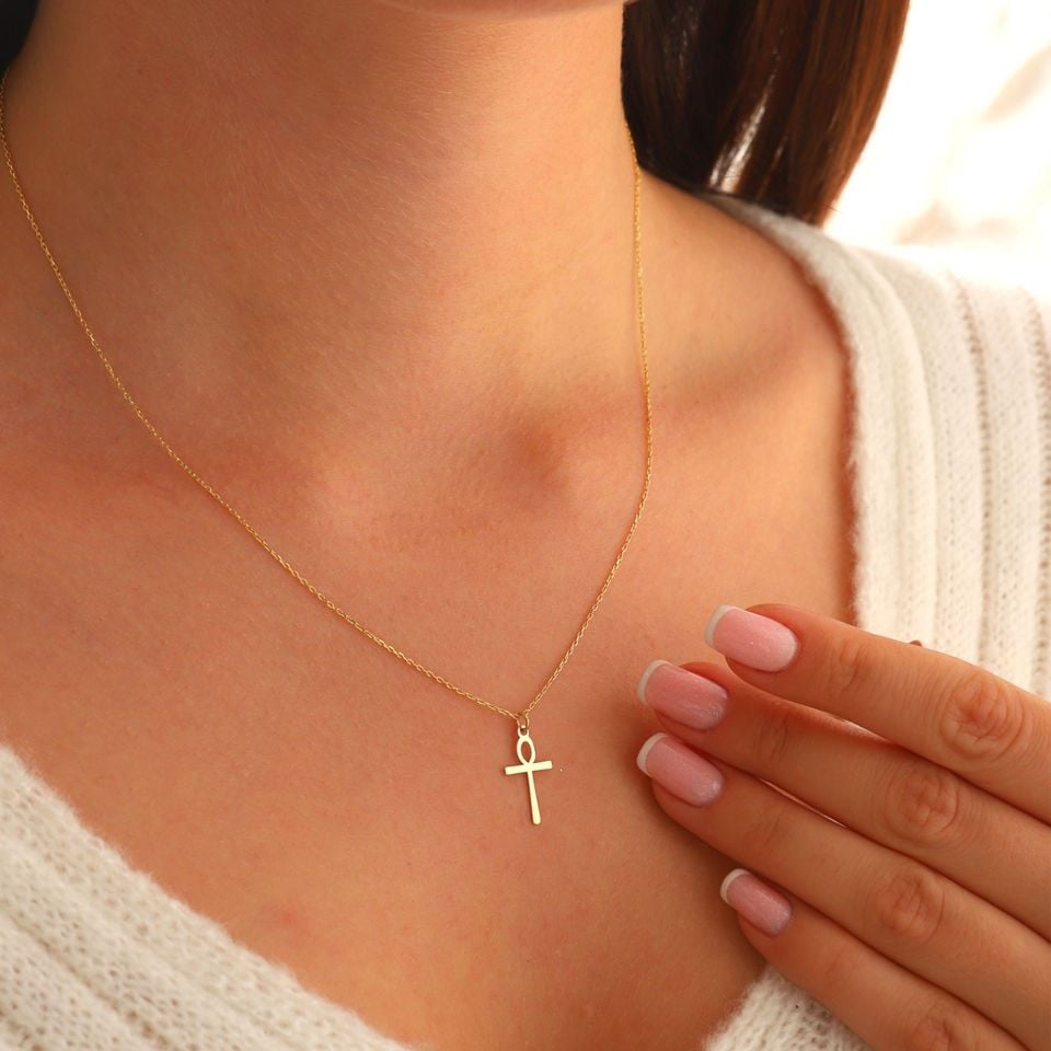 Prenses Pırlanta-14 Ayar Altın Feminist Altın Kolye Modeli ''45 cm''