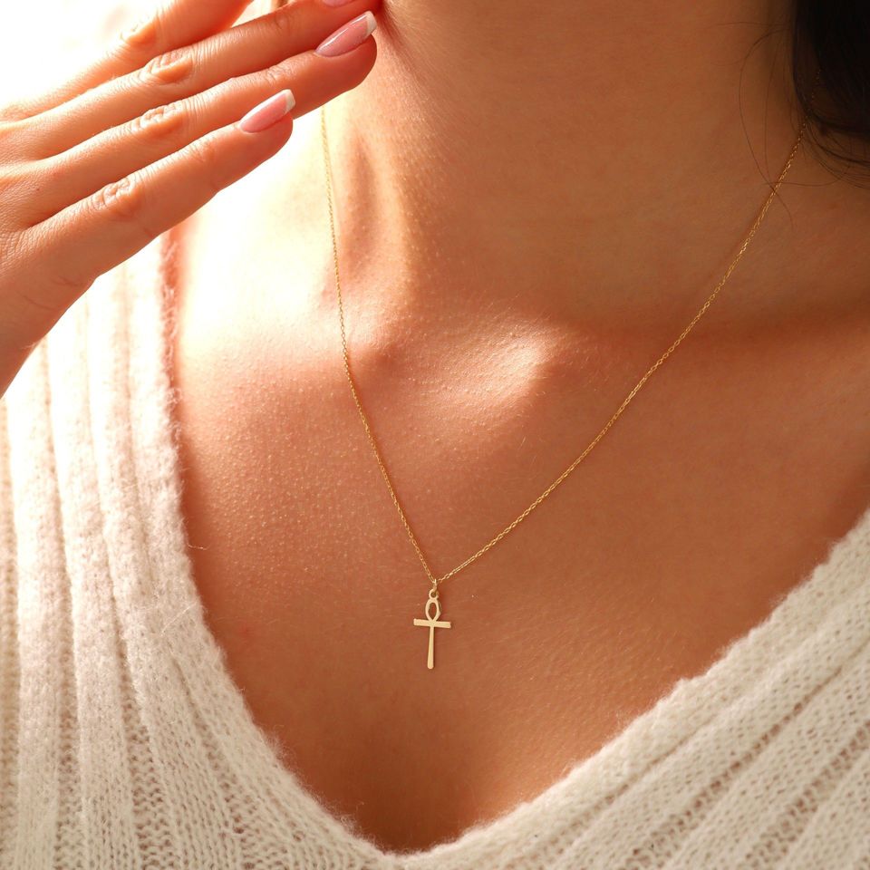 Prenses Pırlanta-14 Ayar Altın Feminist Altın Kolye Modeli ''45 cm''