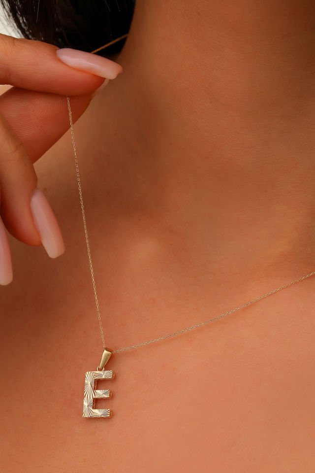 Prenses Pırlanta Kadın 14 Ayar Altın Harf Kolye A & Z Harfi Altın Kolye Zincirli Kalemli Işıltılı Desenli  42 cm E