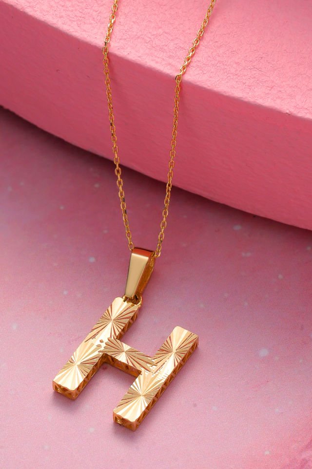 Prenses Pırlanta Kadın 14 Ayar Altın Harf Kolye A & Z Harfi Altın Kolye Zincirli Kalemli Işıltılı Desenli  42 cm H