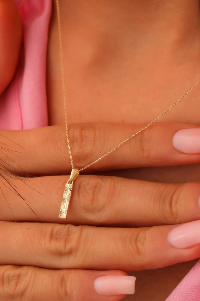 Prenses Pırlanta Kadın 14 Ayar Altın Harf Kolye A & Z Harfi Altın Kolye Zincirli Kalemli Işıltılı Desenli  42 cm I