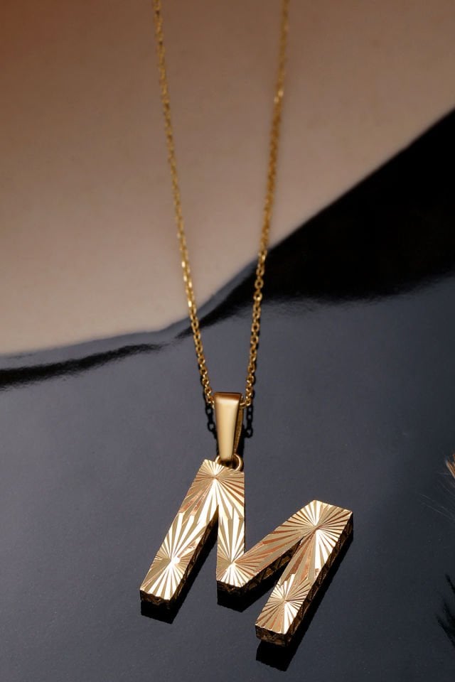 Prenses Pırlanta Kadın 14 Ayar Altın Harf Kolye A & Z Harfi Altın Kolye Zincirli Kalemli Işıltılı Desenli  42 cm M