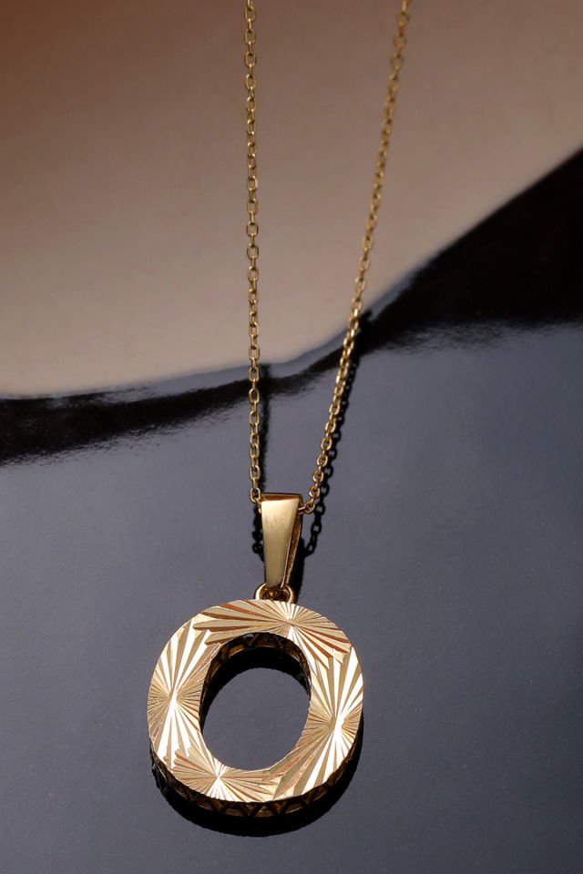 Prenses Pırlanta Kadın 14 Ayar Altın Harf Kolye A & Z Harfi Altın Kolye Zincirli Kalemli Işıltılı Desenli  42 cm O