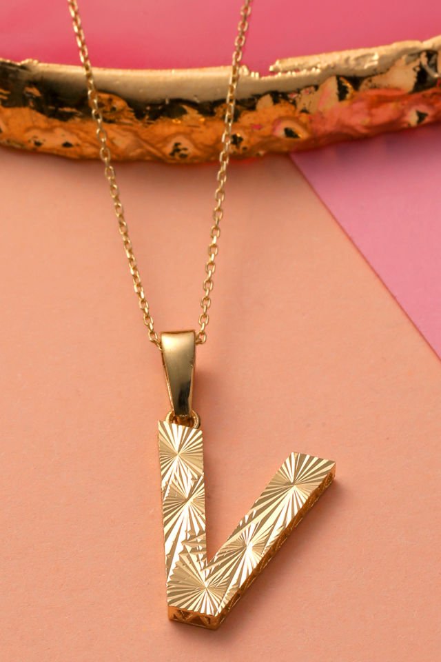 Prenses Pırlanta Kadın 14 Ayar Altın Harf Kolye A & Z Harfi Altın Kolye Zincirli Kalemli Işıltılı Desenli  42 cm V