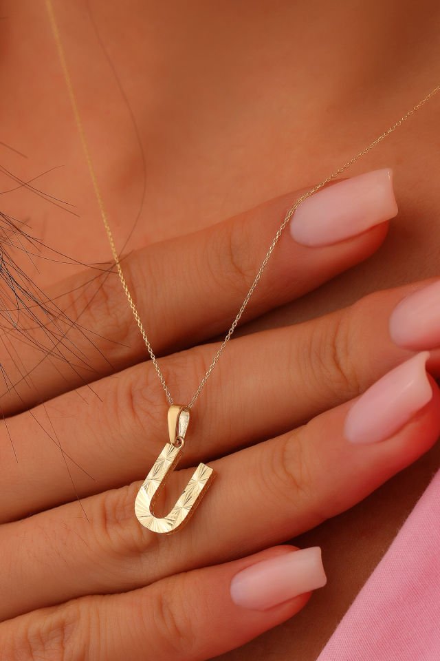 Prenses Pırlanta Kadın 14 Ayar Altın Harf Kolye A & Z Harfi Altın Kolye Zincirli Kalemli Işıltılı Desenli  42 cm U