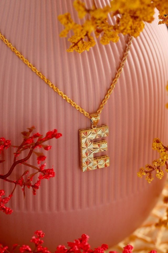 Prenses Pırlanta-14 Ayar Altın 2 cm Halat Zincir ile Beraber Fantezi İtalyan Harf Serisi