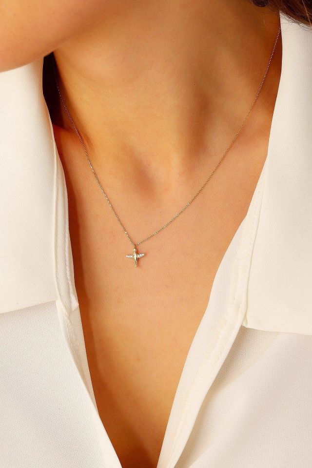 Prenses Pırlanta-14 Ayar Altın  Minimal Melek Altın Kolye Modeli