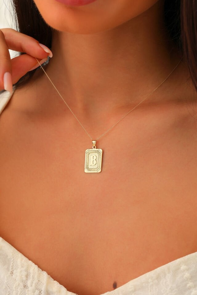 PRENSES PIRLANTA Kadın 14 Ayar Altın Kare Harf Kolye A & Z Harfi Altın Kolye Zincirli Harf Kolye 42 Cm B