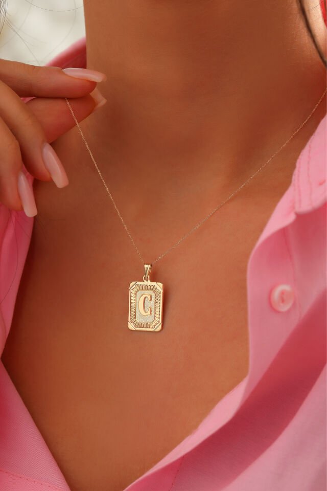 PRENSES PIRLANTA Kadın 14 Ayar Altın Kare Harf Kolye A & Z Harfi Altın Kolye Zincirli Harf Kolye 42 Cm C