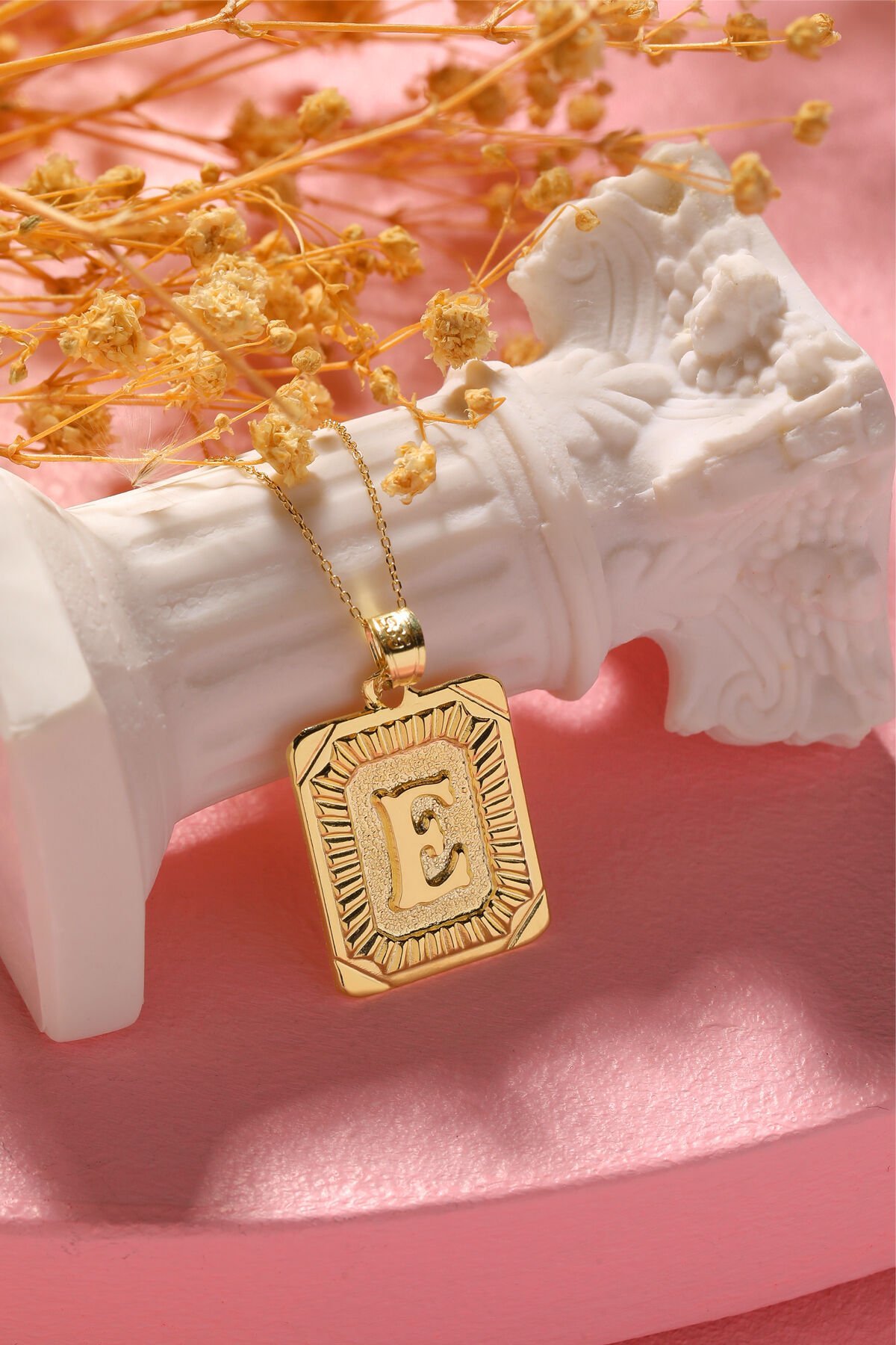 PRENSES PIRLANTA Kadın 14 Ayar Altın Kare Harf Kolye A & Z Harfi Altın Kolye Zincirli Harf Kolye 42 Cm E