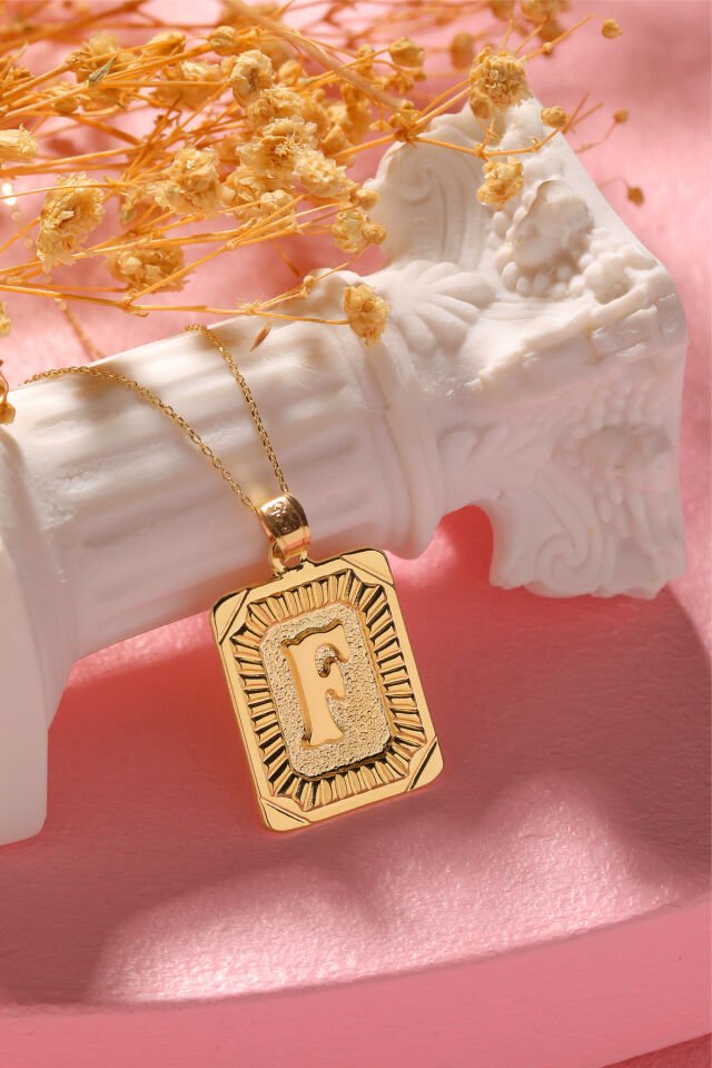 PRENSES PIRLANTA Kadın 14 Ayar Altın Kare Harf Kolye A & Z Harfi Altın Kolye Zincirli Harf Kolye 42 Cm F