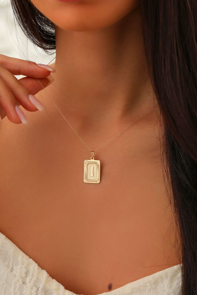 PRENSES PIRLANTA Kadın 14 Ayar Altın Kare Harf Kolye A & Z Harfi Altın Kolye Zincirli Harf Kolye 42 Cm I