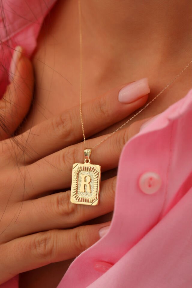 PRENSES PIRLANTA Kadın 14 Ayar Altın Kare Harf Kolye A & Z Harfi Altın Kolye Zincirli Harf Kolye 42 Cm R