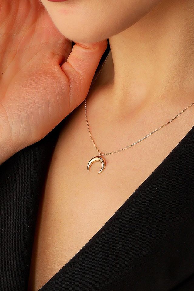 Prenses Pırlanta-14 Ayar Altın Ters Hilal Altın Kolye Modeli