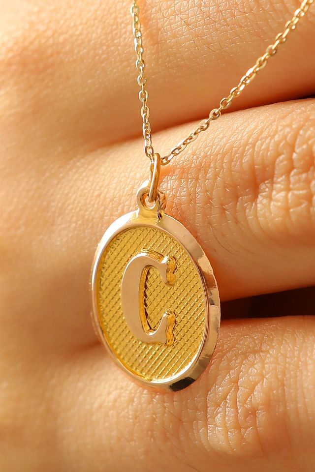 14 Ayar Altın C Harfi Kolye Ucu Nostaljik Desenli Zincir Dahil Değildir