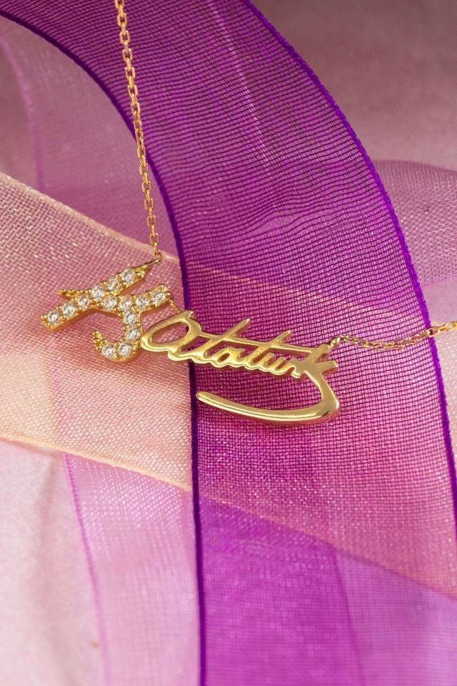 Prenses Pırlanta-Ay Yıldız Kemal Atatürk İmzalı Altın Kolye Modeli 14 Ayar Altın