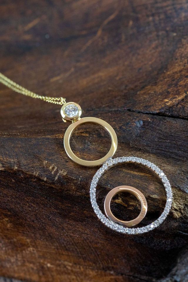 Prenses Pırlanta-Yeşil Beyaz Rose Üç Renk Altın Kolye Modeli 14 Ayar Altın